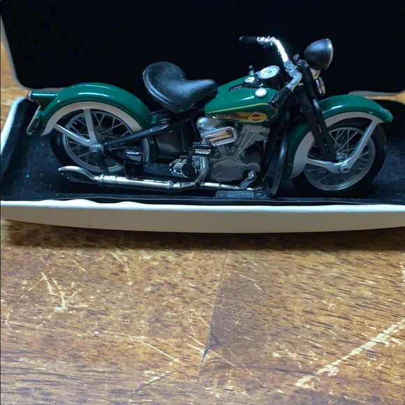 Metal model - Picture 2 of 4